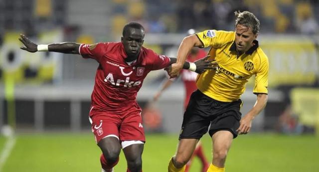 受采访时说 受采访时说