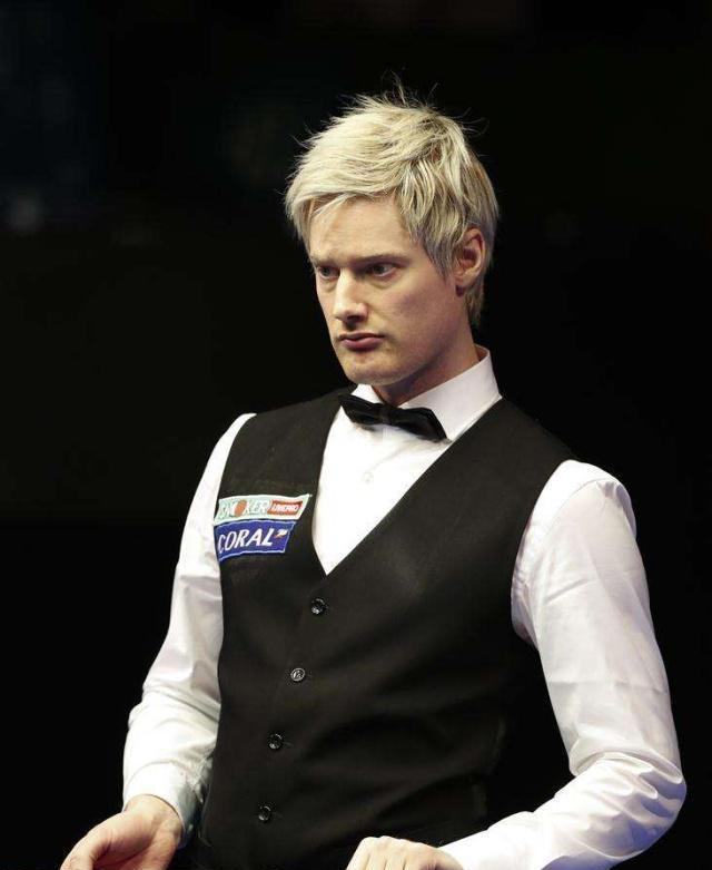 包夹或界外 包夹或界外